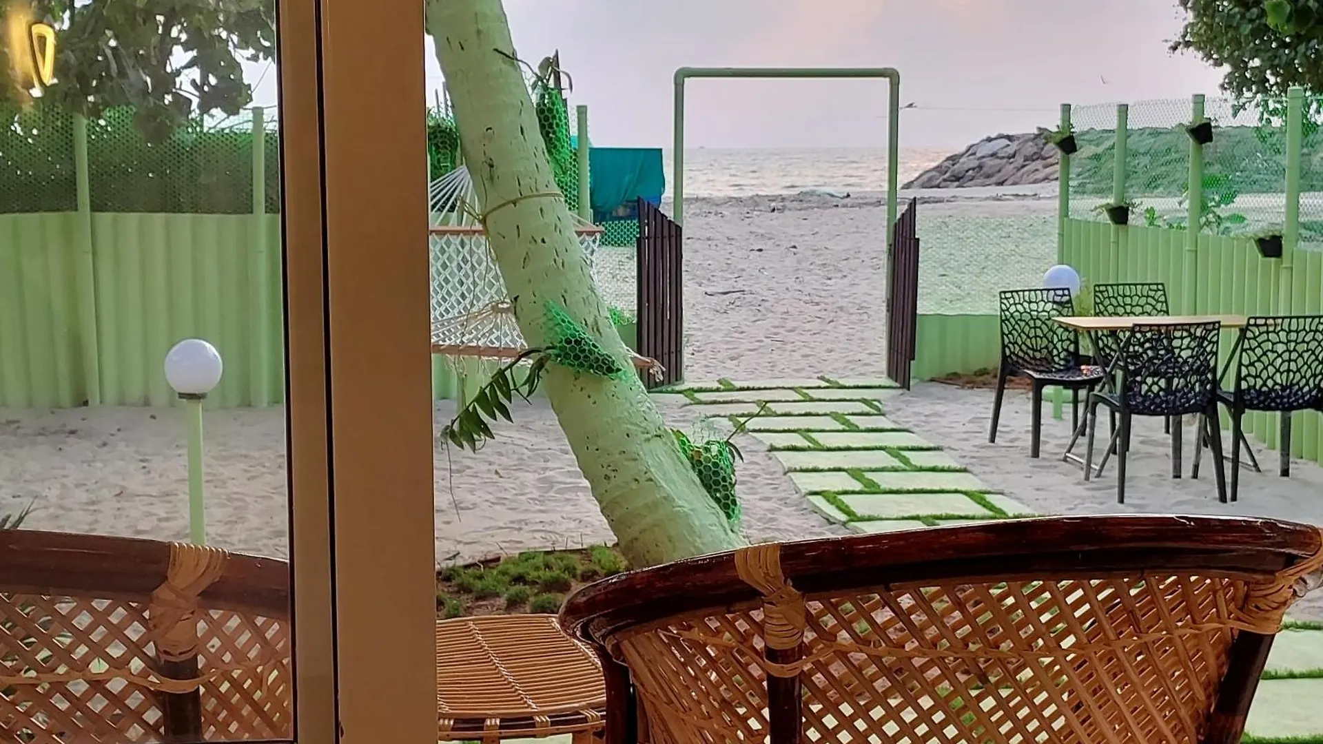 Marari Eshban Beach Villa Alappuzha